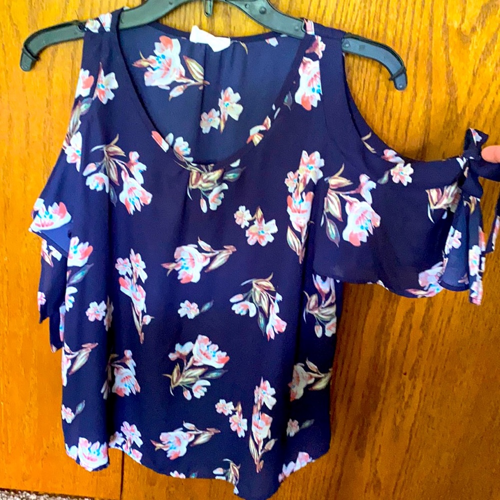 Off shoulder top size small